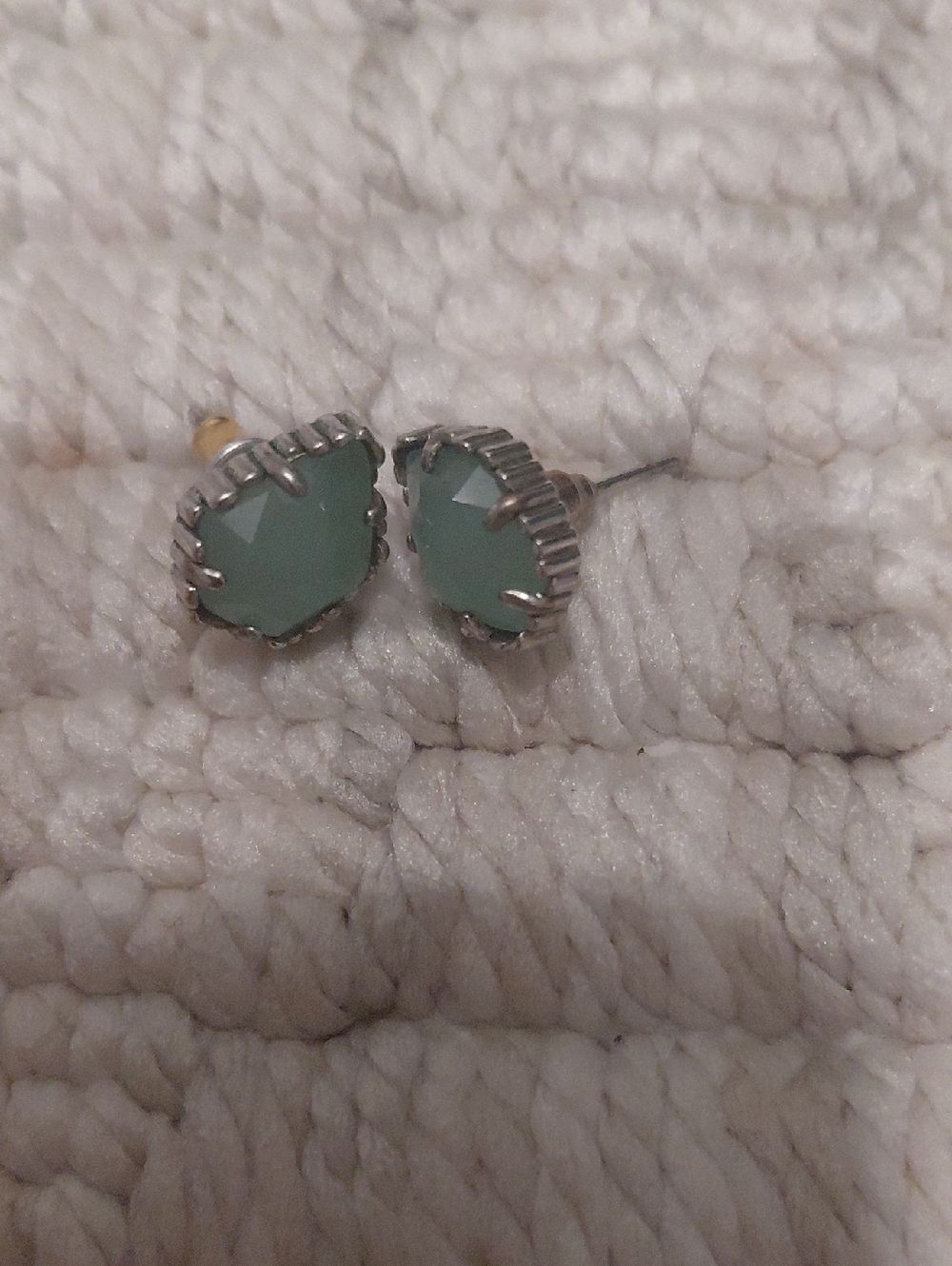 Kendra Scott Mint Green Teardrop Stud Earrings